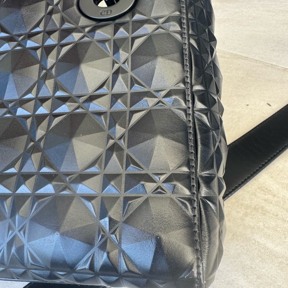 Calfskin Diamond Medium Lady Dior Black - Picture 8 of 14